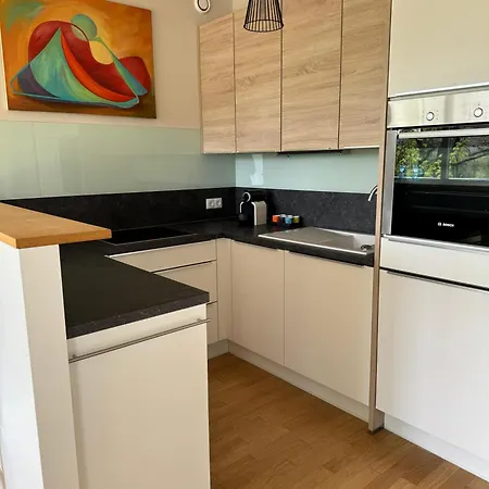 Apartamento Reside In The Golden Wave