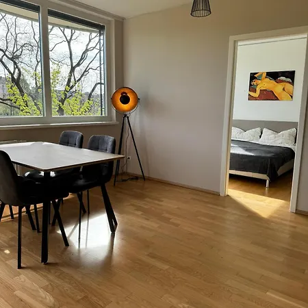 Reside In The Golden Wave Διαμέρισμα *